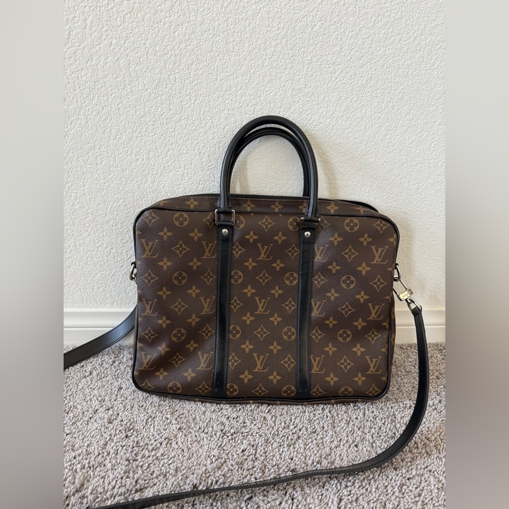 Louis Vuitton Monogram Macassar Porte Documents Voyage PM